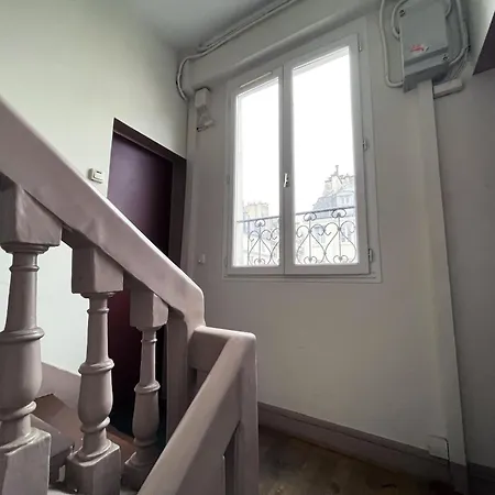 164 - Charming In Center Of