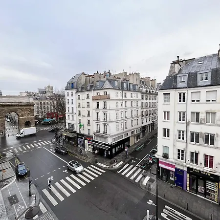 164 - Charming In Center Of Apartamento