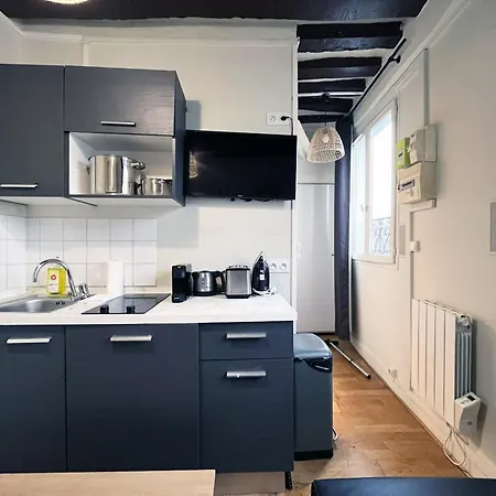 164 - Charming In Center Of *